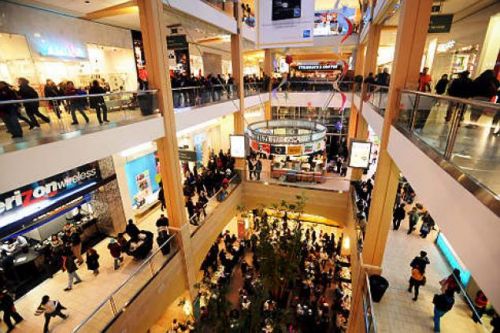 179 Reviews of Queens Center Mall "I don't know why Queens Center is getting   bad reviews here on yelp. I grew up in NYC (Brooklyn) and the only times I've 