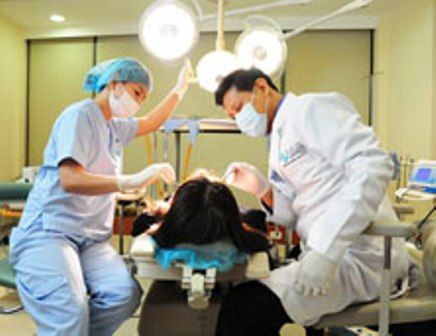 DENTAL IMPLANTS Philippines, Teeth Implants Manila Makati Philippines.    Plate Form Implant; Subperiosteal Impants; How much do Dental Implants cost?