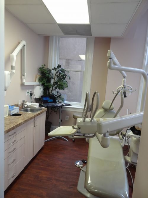 Results 1 - 15 of 3807  female dentist for Philadelphia, PA. Find phone numbers, addresses, maps,   driving directions and reviews for female dentist in 