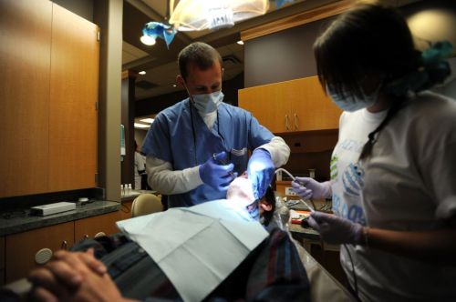 Free Dental Treatments for the Unemployed thumbnail Dental clinics and a   variety of programs offer low-income and free dental services to the public.