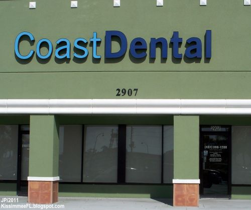 Several high-quality dental assisting programs are available near Kissimmee,   Florida. Although you have to travel to nearby Orlando, you will get the hands-on 